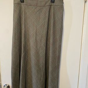 Women’s skirt